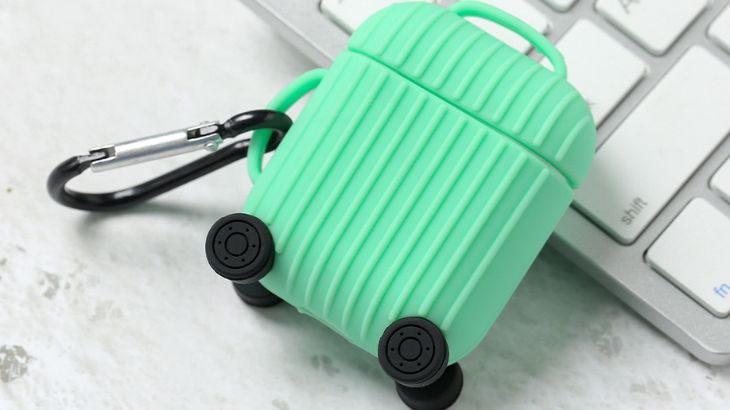 Túi đựng Airpods 1 & 2 Nhựa dẻo Luggage JM có móc khóa vô cùng tiện lợi