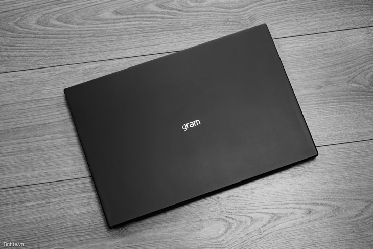 Có nên mua laptop LG Gram? Đánh giá nhanh và 7 lý do nên mua LG Gram