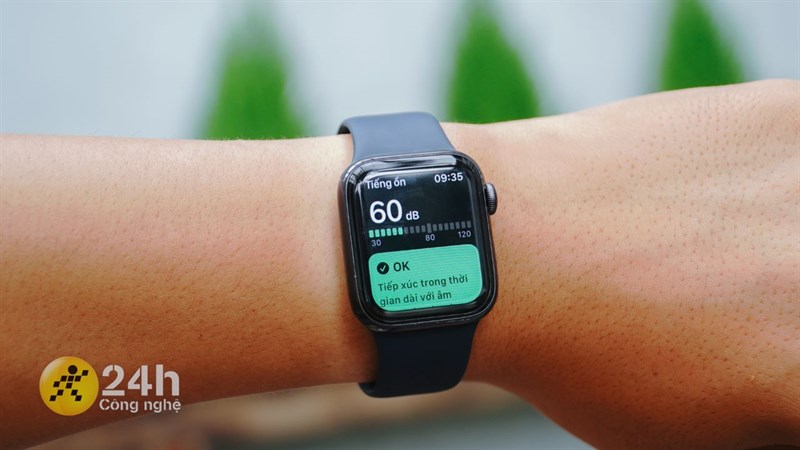 Chiếc đồng hồ quản lý thời gian và thời trang cho giáo viên.