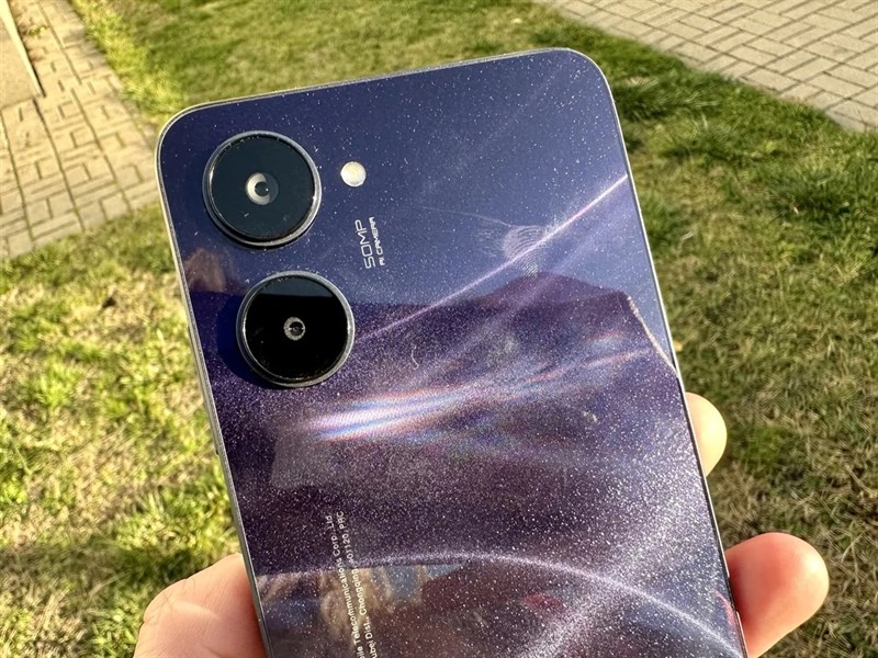 realme 11 camera được trang bị camera chính 64 MP. realme 11 camera được trang bị camera chính 64 MP.