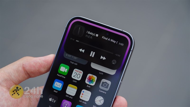 Phần Dynamic Island trên iPhone 14 Pro có nhiều hiệu ứng rất hút mắt.