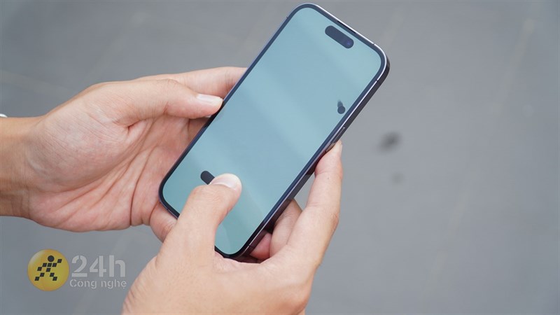 Năm nay, mọi sự chú ý dồn vào thiết kế mới của mặt trước iPhone 14 Pro.