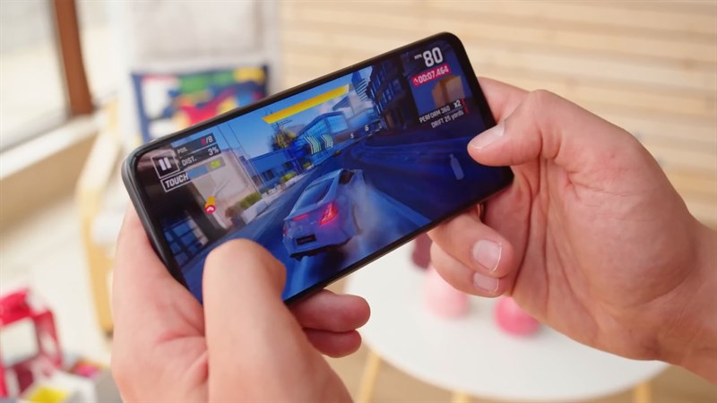 realme 10 có thể đáp ứng tốt các nhu cầu thường nhật và giải trí với những tựa game với mức đồ họa vừa phải realme 10 có thể đáp ứng tốt các nhu cầu thường nhật và giải trí với những tựa game với mức đồ họa vừa phải