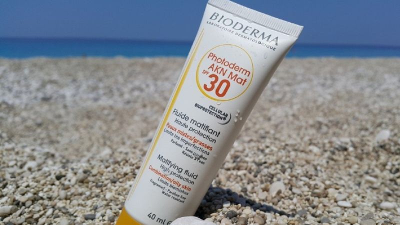 Bioderma Photoderm AKN Mat SPF 30