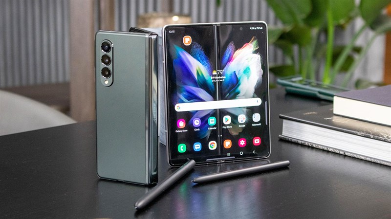 Galaxy Z Fold series tưng bừng giảm sốc đến hơn chục củ,