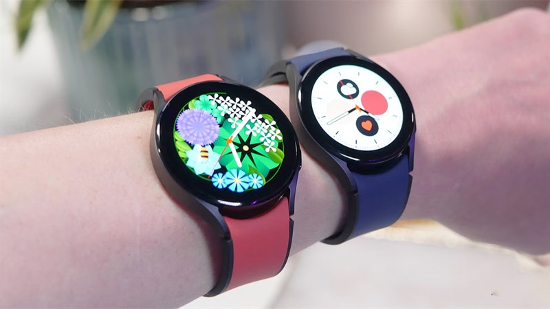 Ngày đen tối, Galaxy Watch bùng cháy deal: Giảm tiền triệu còn tặng thêm quà!