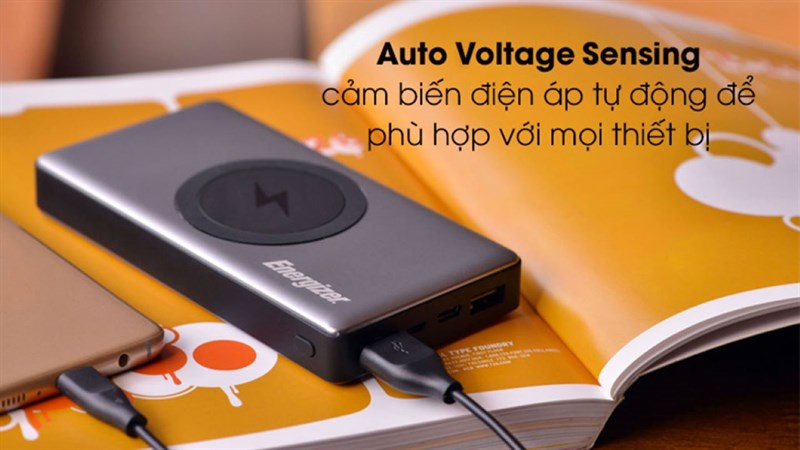 Energizer được trang bị tính năng sạc thông minh Auto Voltage Sensing Energizer được trang bị tính năng sạc thông minh Auto Voltage Sensing