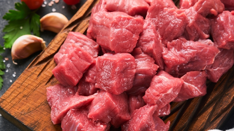Thịt nạc có nhiều cholesterol nhưng lại ít chất béo bão hoà
