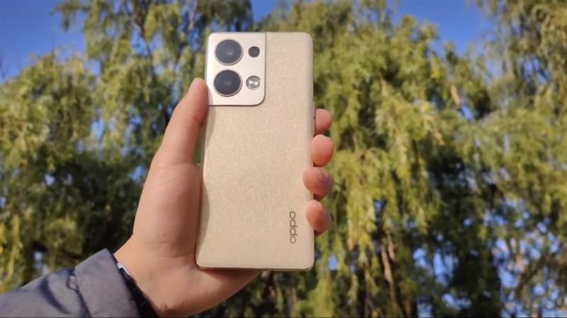 Ấn tượng đầu tiên OPPO Reno9 Pro+