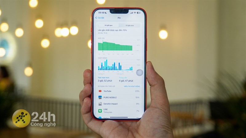 Khi chơi game thì pin iPhone 14 Plus dùng được bao lâu nhỉ?