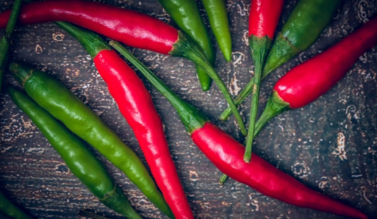 Giá ớt hôm nay 26/11/2022: Giá ớt cả nước tiếp tục giảm