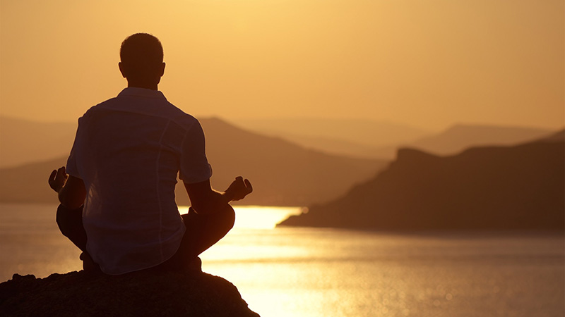 Thiền là một trong những phương pháp giúp cơ thể bạn cảm thấy thoải mái, hỗ trợ điều trị và dự phòng bệnh