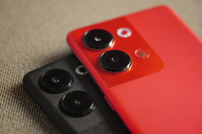 Trên tay OPPO Reno9 New Year Edition Trên tay OPPO Reno9 New Year Edition