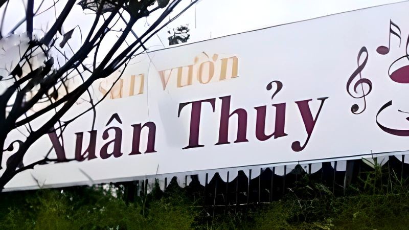 Tiệm Cà Phê Villa Xuân Thủy