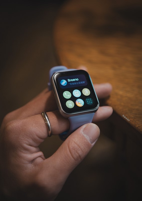 Trên tay OPPO Watch SE