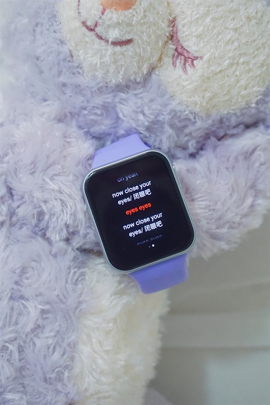 Trên tay OPPO Watch SE