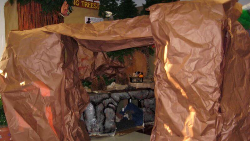 How to make a Grotto with foam boxes