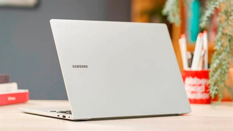 Samsung Galaxy Book2 Go Series lộ thông tin dùng chip Snapdragon, Wi-Fi 6E siêu tốc Samsung Galaxy Book2 Go Series lộ thông tin dùng chip Snapdragon, Wi-Fi 6E siêu tốc