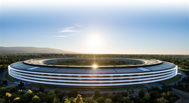 2 vị CEO đã gặp nhau tại Apple Park 2 vị CEO đã gặp nhau tại Apple Park