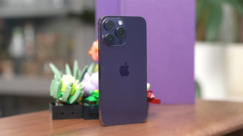 Smartphone giảm giá cuối tuần - mừng năm mới, ưu đãi đến 9 triệu đồng Smartphone giảm giá cuối tuần - mừng năm mới, ưu đãi đến 9 triệu đồng