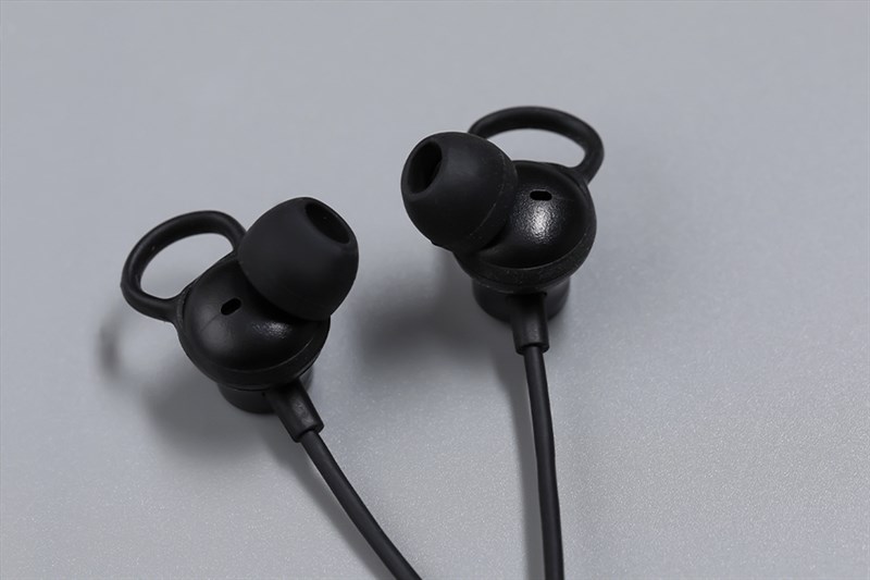 Sản phẩm chú trọng đến việc đem lại một cảm giác đeo thoải mái lúc vận động.