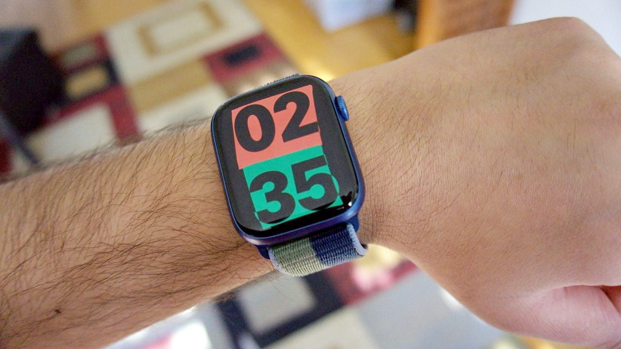 Các chất liệu khung viền trên Apple Watch Các chất liệu khung viền trên Apple Watch
