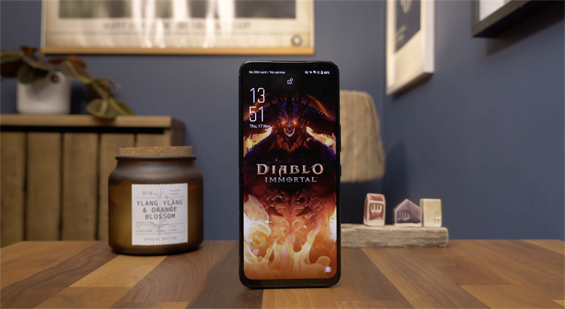 Trên tay ASUS ROG Phone 6 Diablo Immortal Edition Trên tay ASUS ROG Phone 6 Diablo Immortal Edition