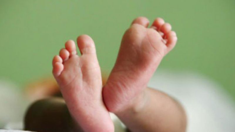 Trẻ bị viêm tĩnh mạch làm tay chân thường xuyên bị lạnh