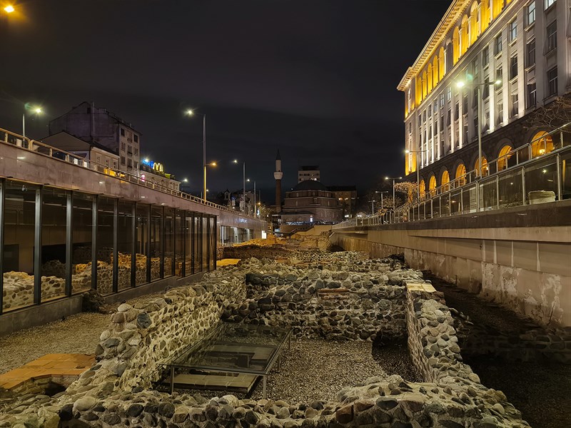 Ảnh chụp trong điều kiện thiếu sáng trên Tecno Phantom X2 Pro