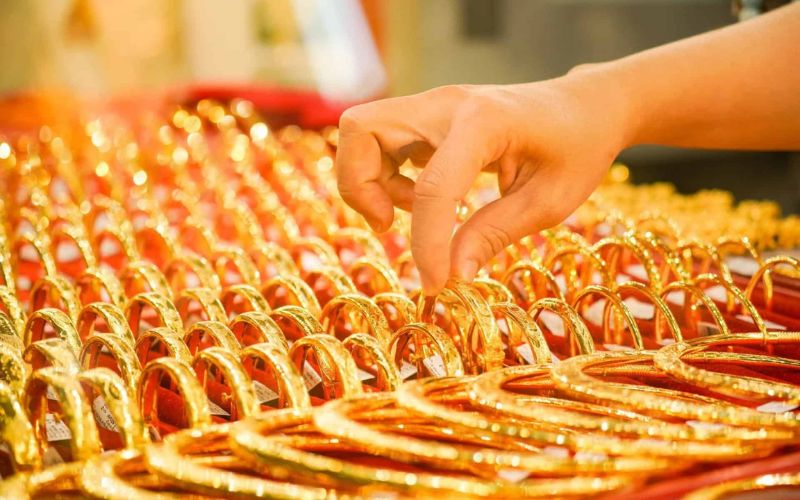 Truyền thống mua vàng trong ngày vía Thần Tài