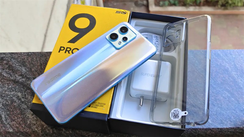 realme 9 Pro realme 9 Pro