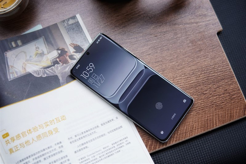 Trên tay Xiaomi 13 Pro