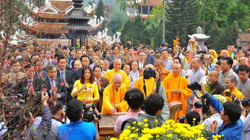 Nghi lễ lễ hội chùa Hương