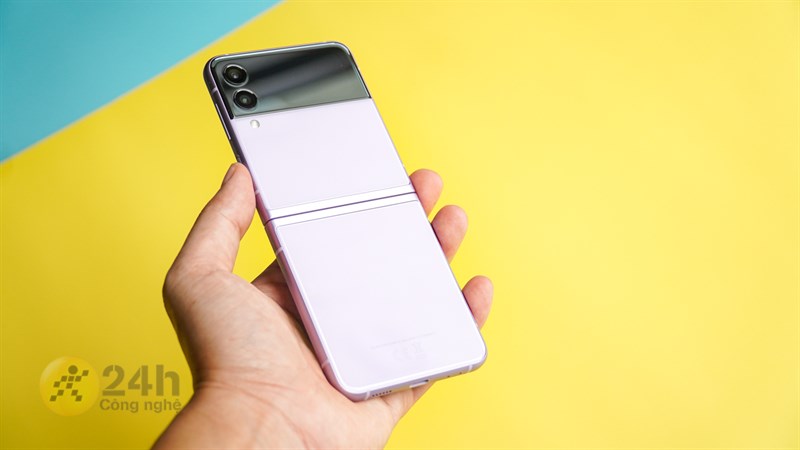 Đánh giá Galaxy Z Flip3 5G sau 1 năm