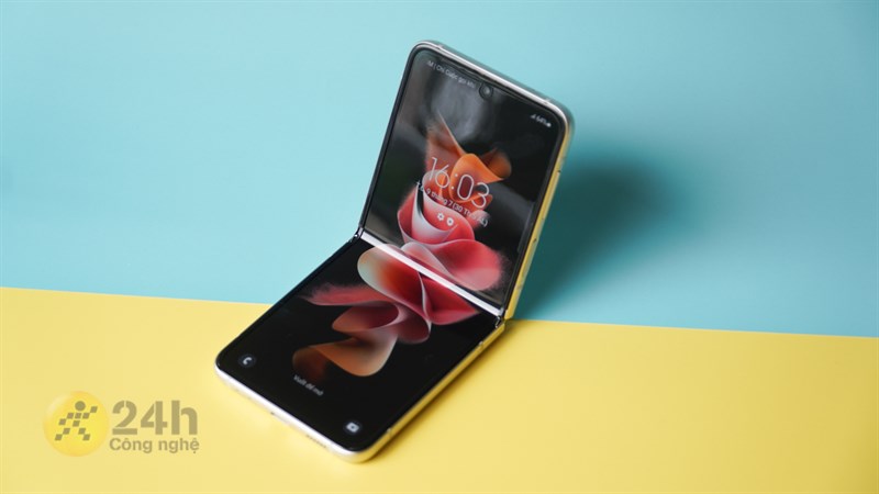 Đánh giá Galaxy Z Flip3 5G sau 1 năm
