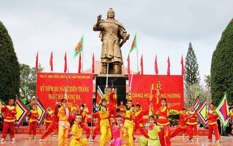 Lễ hội Đống Đa diễn ra linh đình từ mùng 4-5 tháng Giêng, tại Bảo tàng Quang Trung