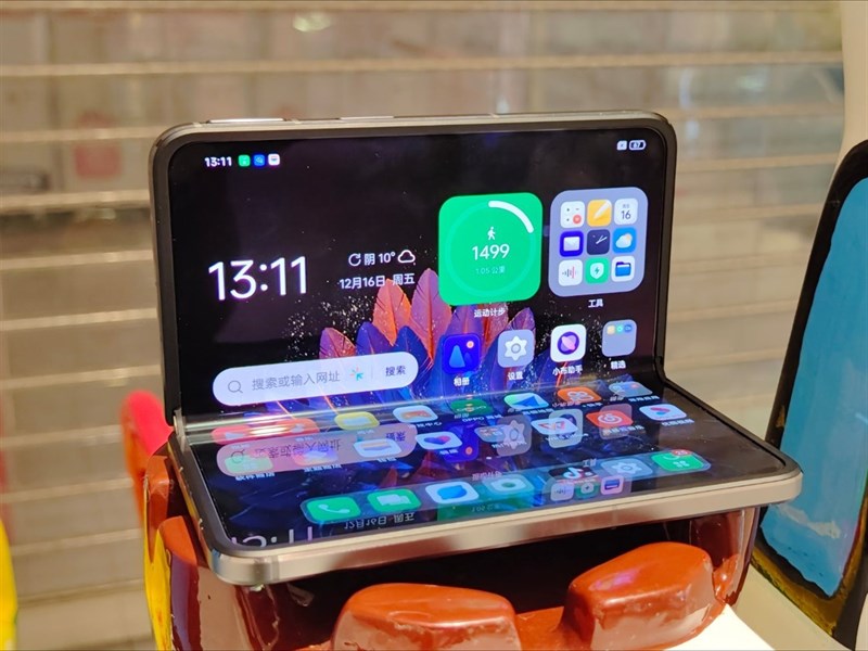  OnePlus Foldable sẽ được trang bị dung lượng RAM 12 GB kết hợp cùng bộ nhớ trong 512 GB.