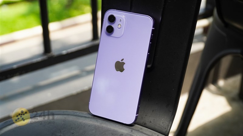 Cùng mình đến với phần chấm điểm hiệu năng iPhone 12 sau khi cập nhật iOS 16.2 chính thức nha!