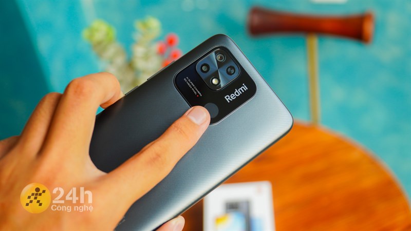 Điện thoại chạy chip Snapdragon rẻ nhất bao nhiêu? Bật mí máy Xiaomi