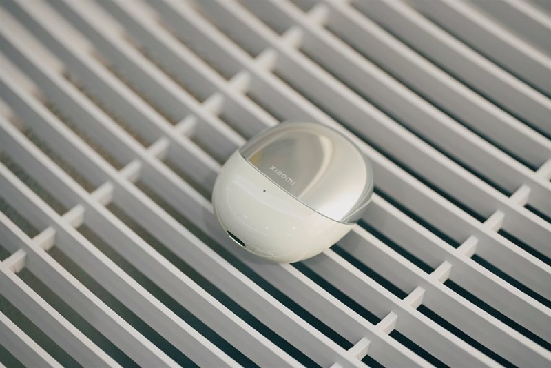 Trên tay Xiaomi Buds 4: Thiết kế trẻ trung, chất âm tốt, pin khá