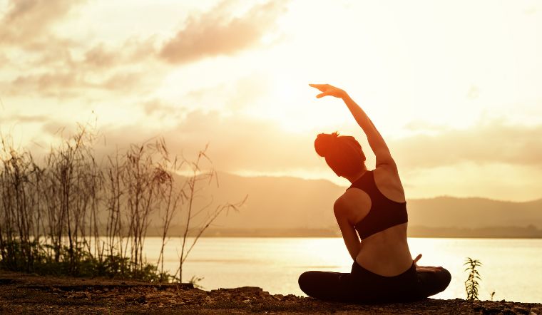 Cách tập yoga giúp cải thiện tinh thần, hỗ trợ chữa bệnh trầm cảm 