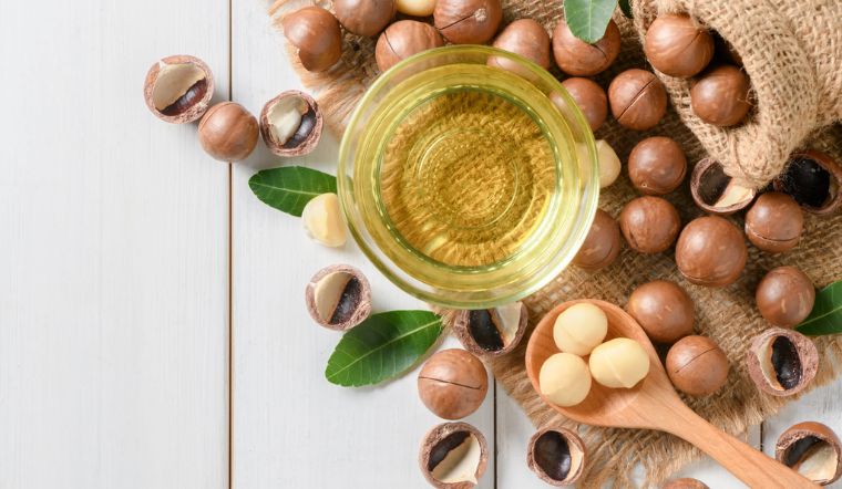 Dầu macca (Macadamia Ternifolia Seed Oil) là gì? Có công dụng gì trong làm đẹp?