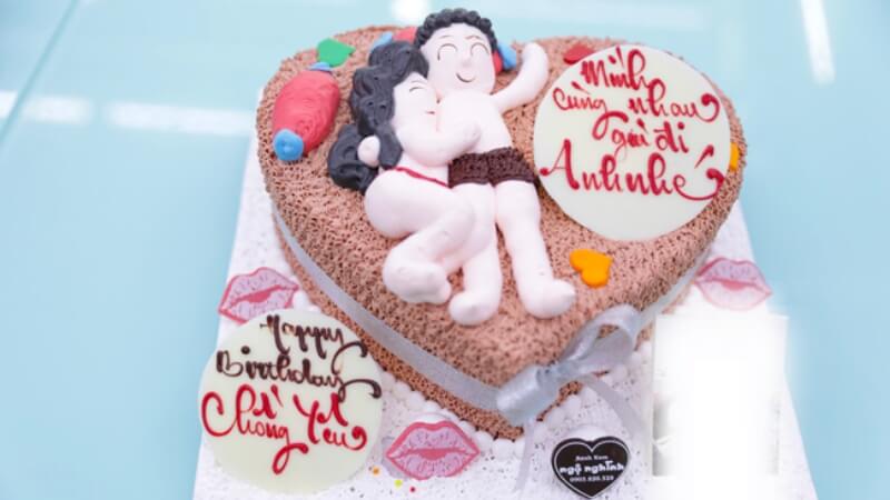 Top 20 những mẫu bánh sinh nhật đẹp tặng chồng đầy cảm hứng trong năm nay