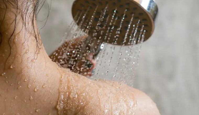Muốn tốt cho tim mạch khi tắm vào mùa lạnh cần ghi nhớ 6 điều này