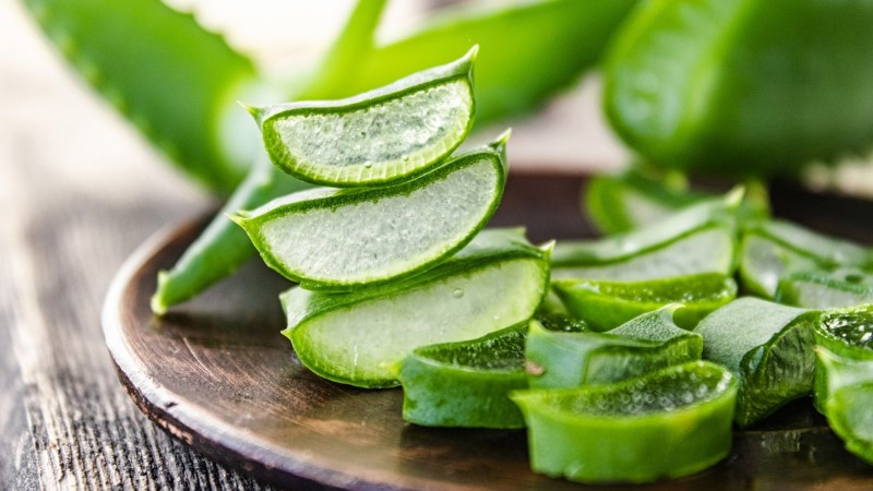 Clean and cut aloe vera