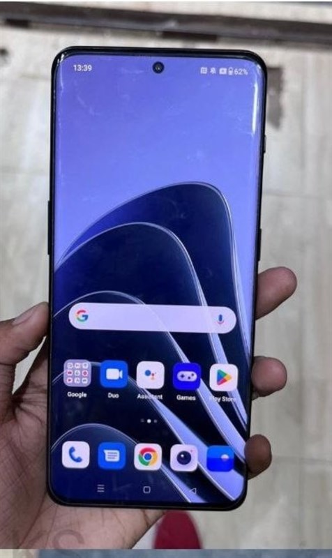 Mặt trước OnePlus 11