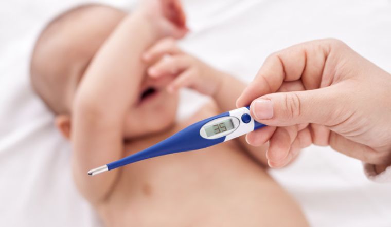 Những lưu ý khi chăm sóc trẻ trong mùa giá rét
