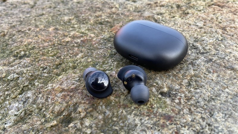 Chiếc Redmi Buds 3 Youth Edition có kiểu dáng giống tai mèo