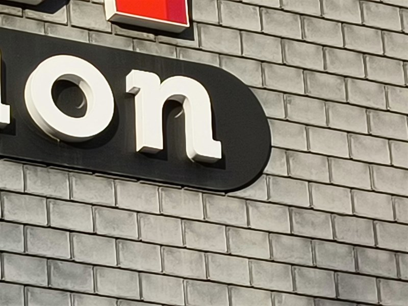 Ảnh zoom 10x từ camera chính.