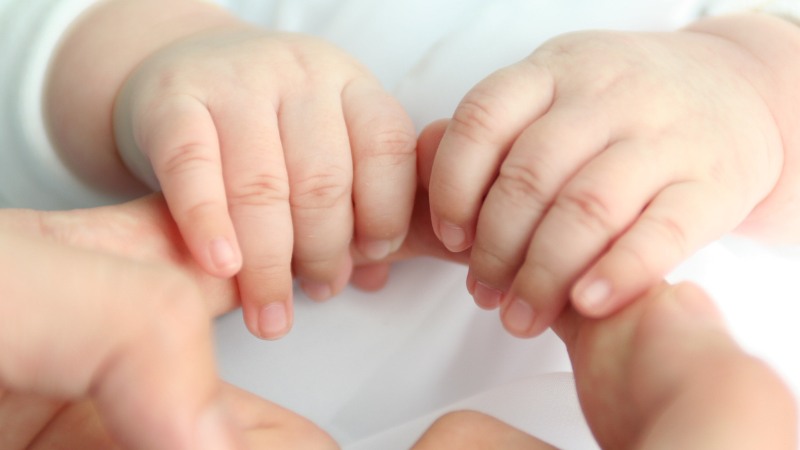 Hãy đi khám bác sĩ nếu con bạn bị nhiễm virus đường hô hấp cấp tính
